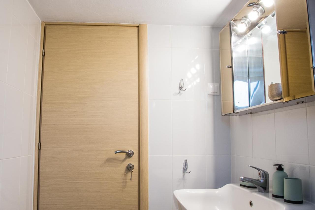 Blue Theros Apartments Paralia Dionysiou Exterior foto