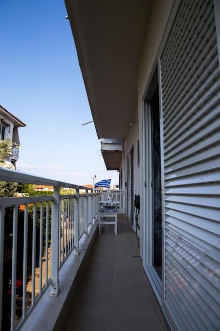 Blue Theros Apartments Paralia Dionysiou Exterior foto